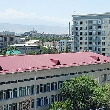 White Apartment With Panoramic View In The Center Bishkek Exterior photo